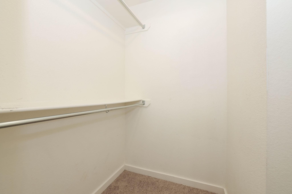 21155 Gosling Road - Photo 17