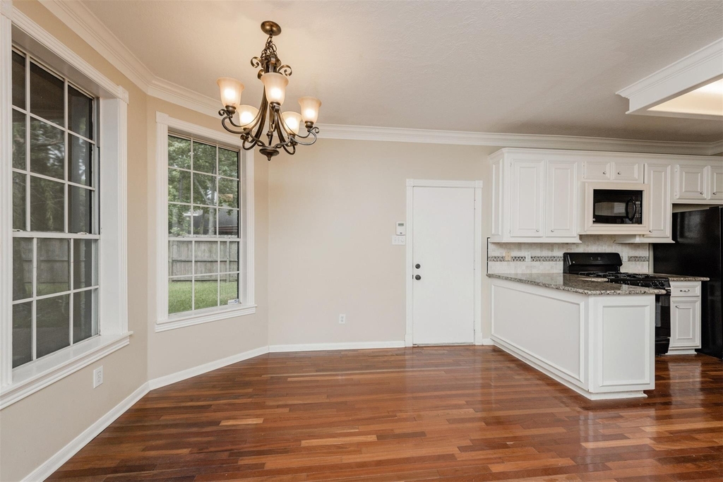 215 Sunset Ridge - Photo 9