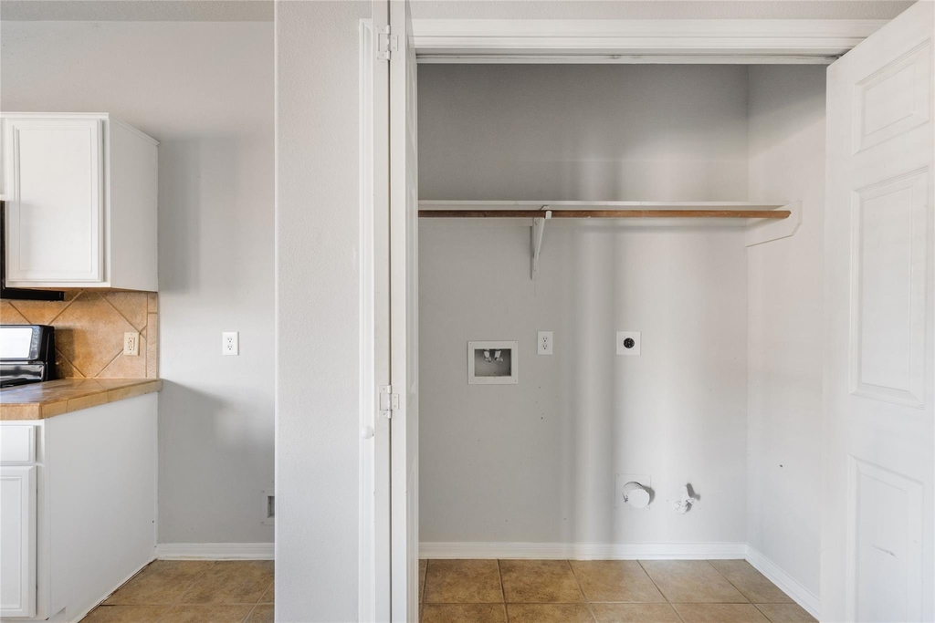 15410 Fir Woods Lane - Photo 9