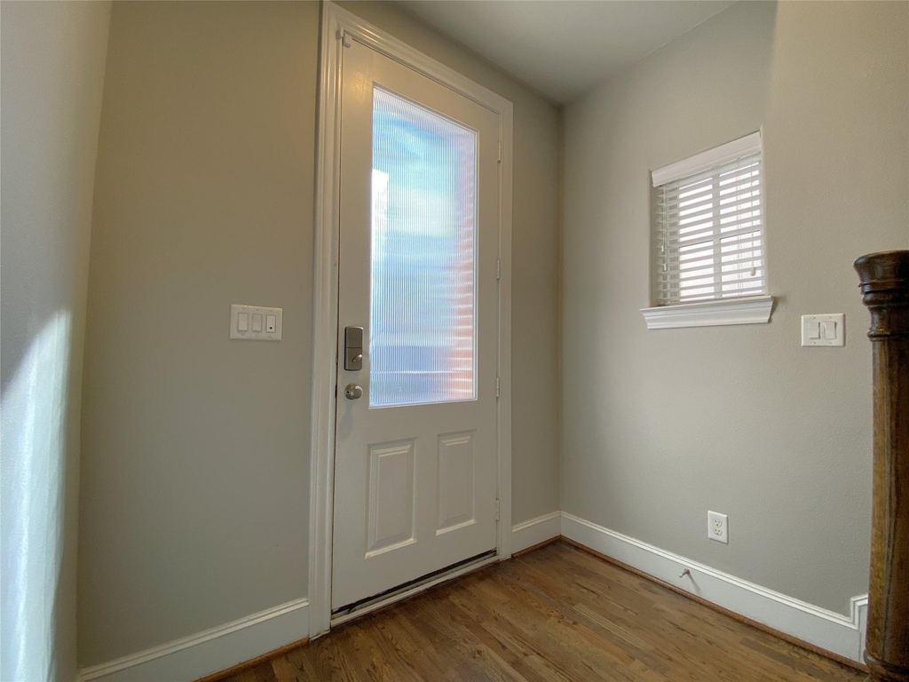 2711 Cohn Arbor Lane - Photo 2