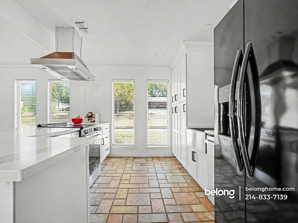 144 Sunset Dr - Photo 3