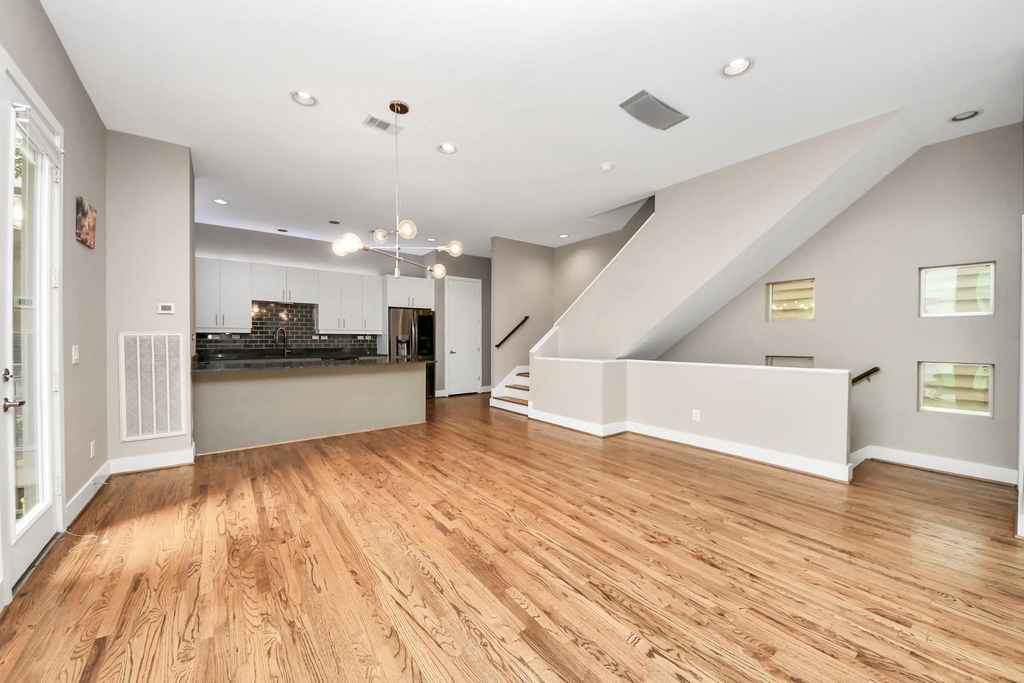 1112 Columbus Street - Photo 17