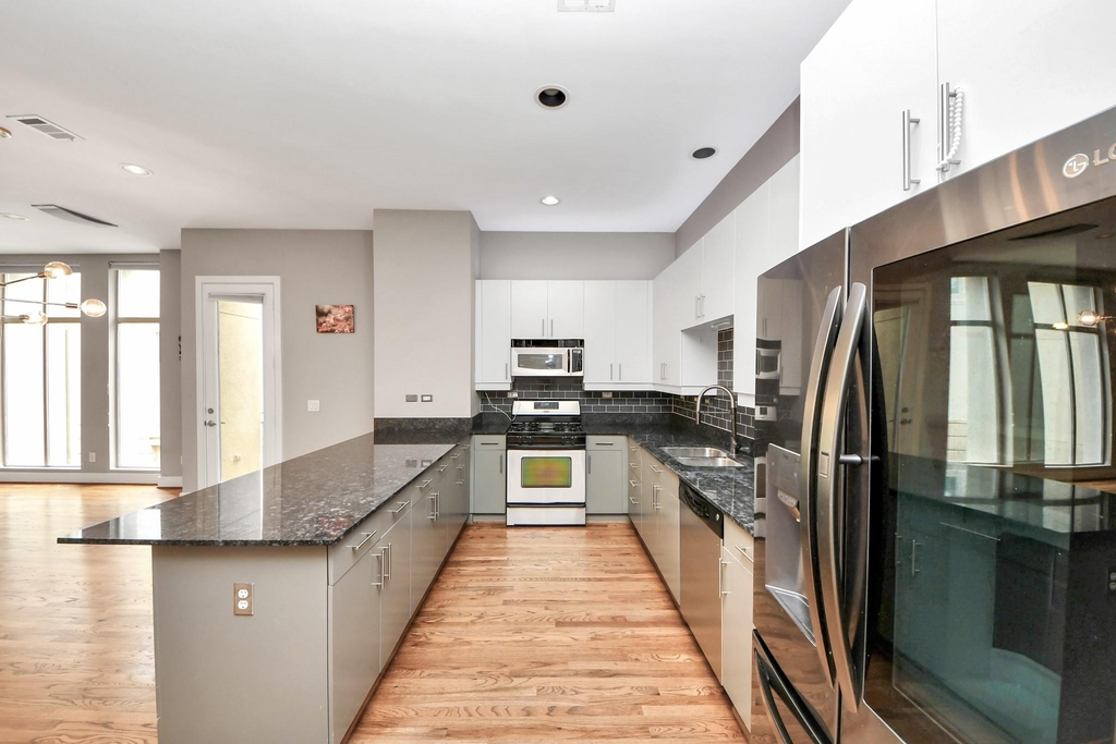 1112 Columbus Street - Photo 12