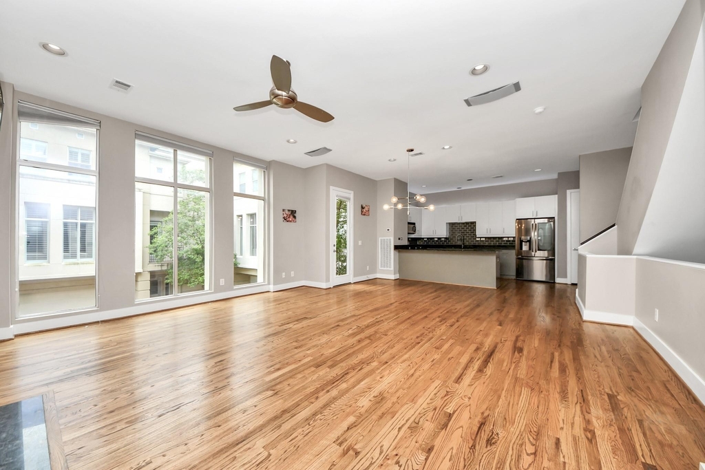 1112 Columbus Street - Photo 19