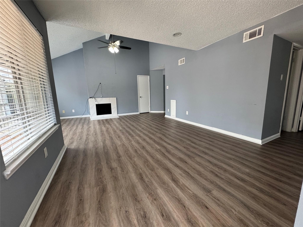 12100 Overbrook Lane - Photo 7