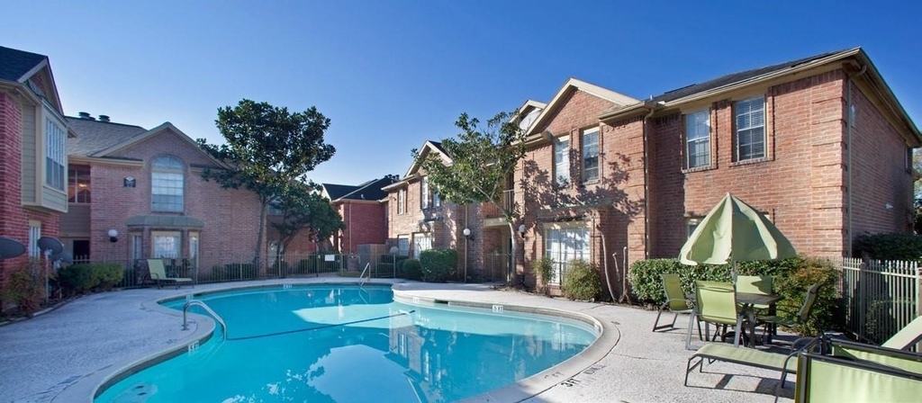 12100 Overbrook Lane - Photo 1