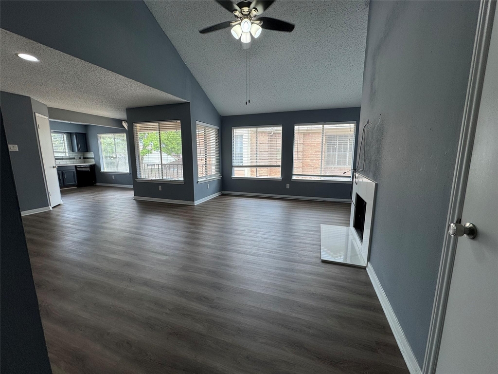 12100 Overbrook Lane - Photo 4