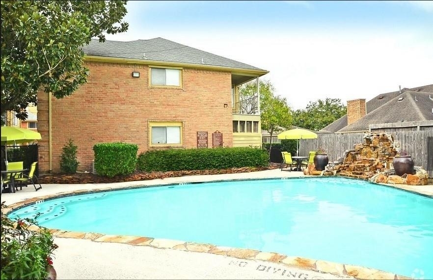 12100 Overbrook Lane - Photo 0