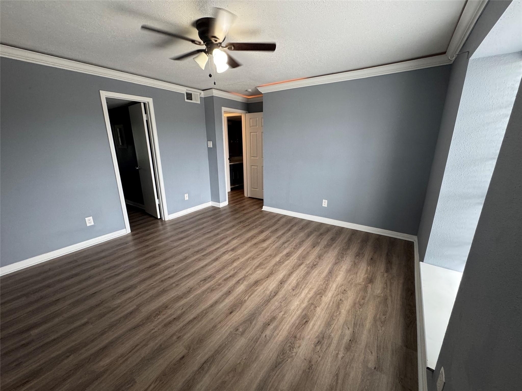 12100 Overbrook Lane - Photo 8