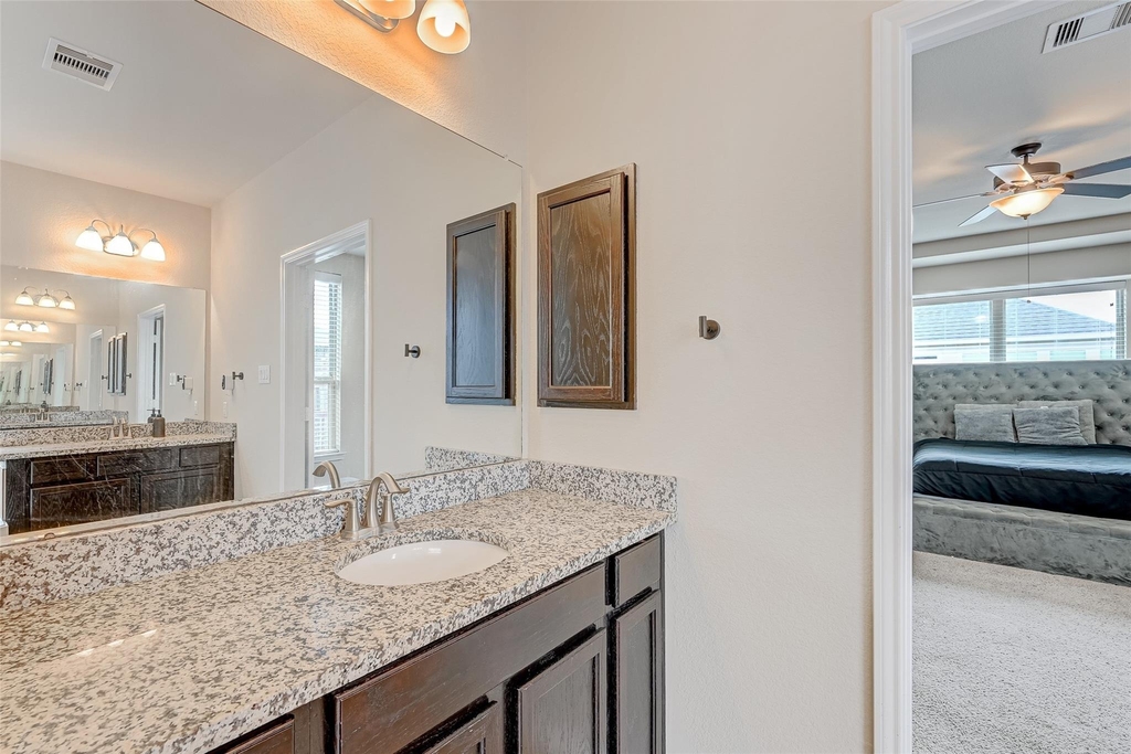 9526 Bonbrook Bend Lane - Photo 19