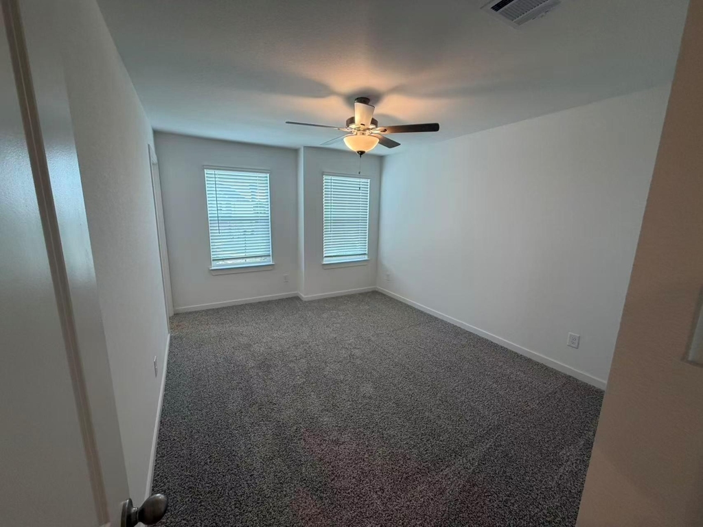 2150 Olivos St - Photo 10