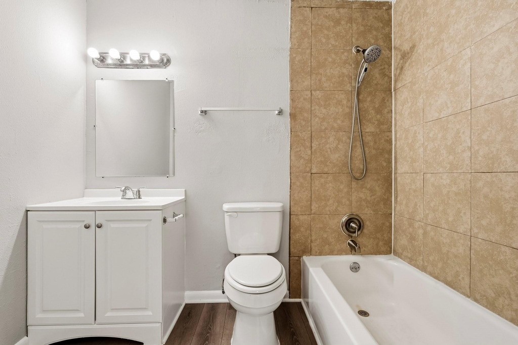 807 Texas Avenue - Photo 10