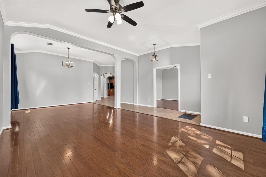405 Wickford Court - Photo 5