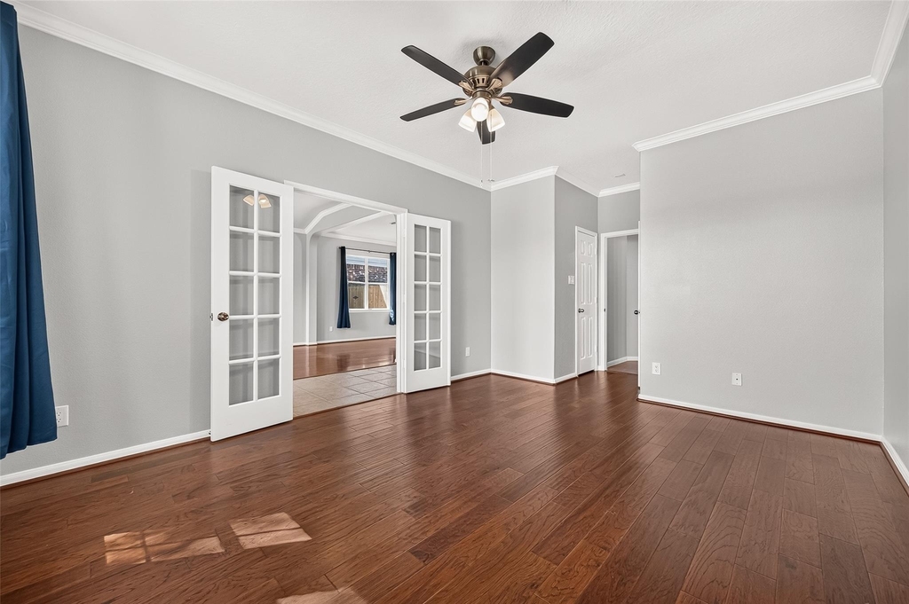 405 Wickford Court - Photo 10