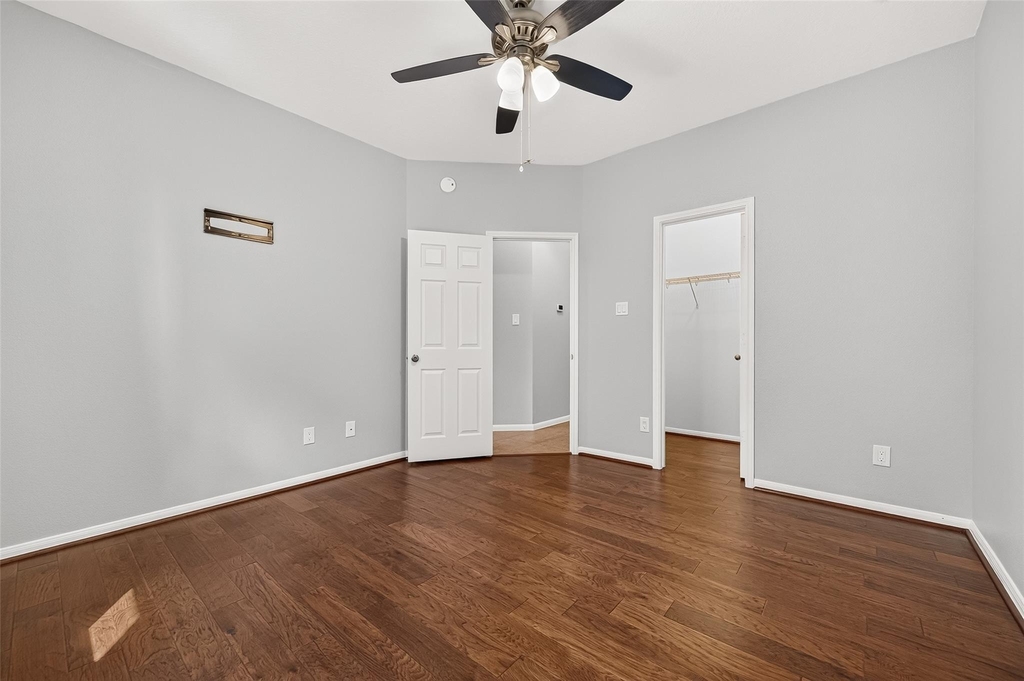 405 Wickford Court - Photo 28