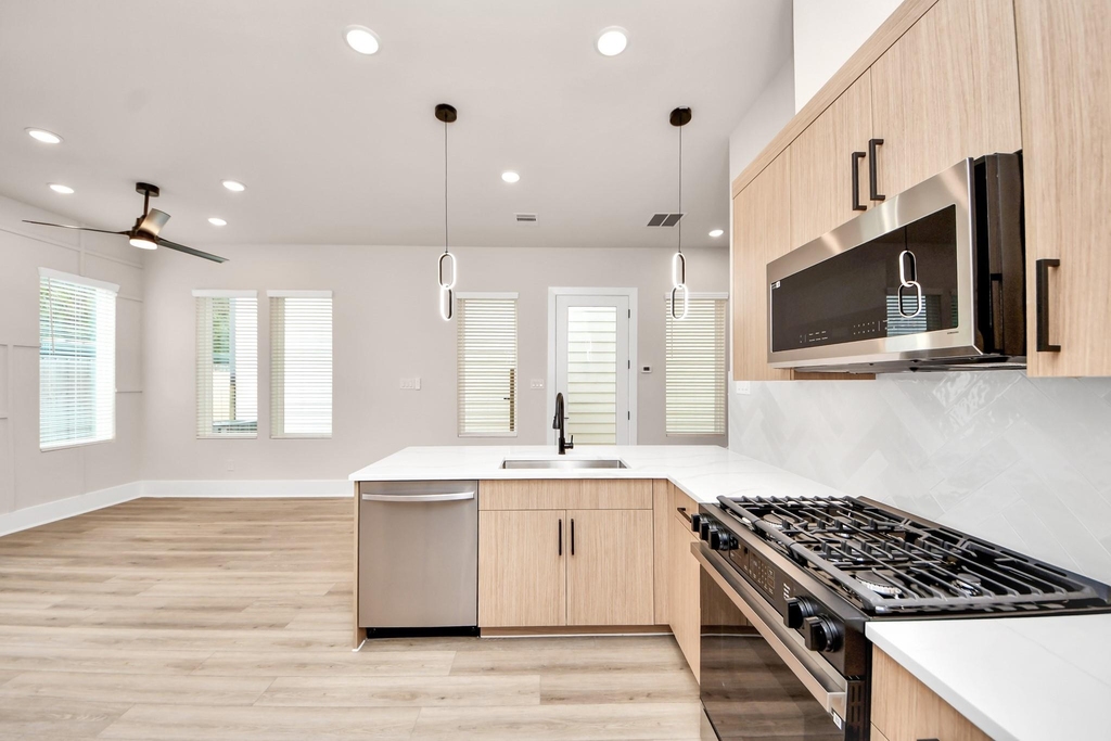 5315 Jesselton Lane - Photo 11