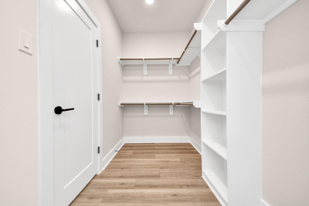 5315 Jesselton Lane - Photo 4