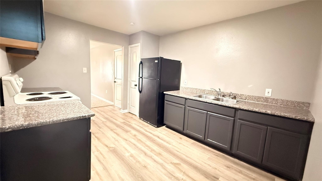 2619 Canfield Street - Photo 8