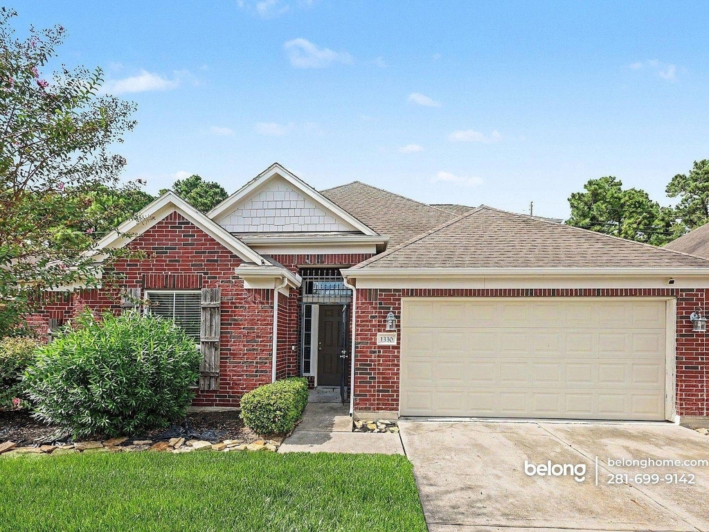 1330 Yucca Mountain Dr - Photo 0