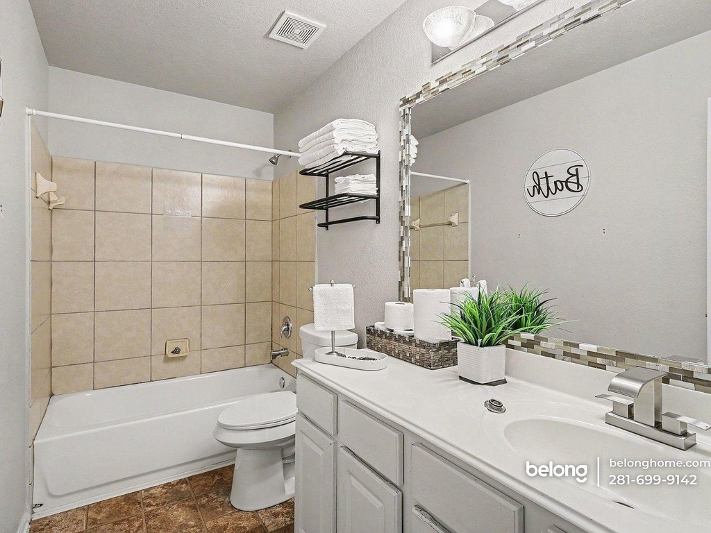 1330 Yucca Mountain Dr - Photo 18