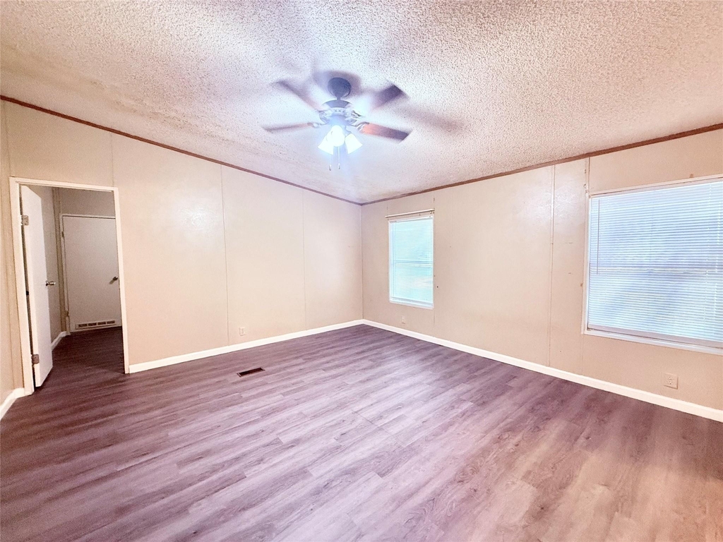 30407 Greenwood Street - Photo 19