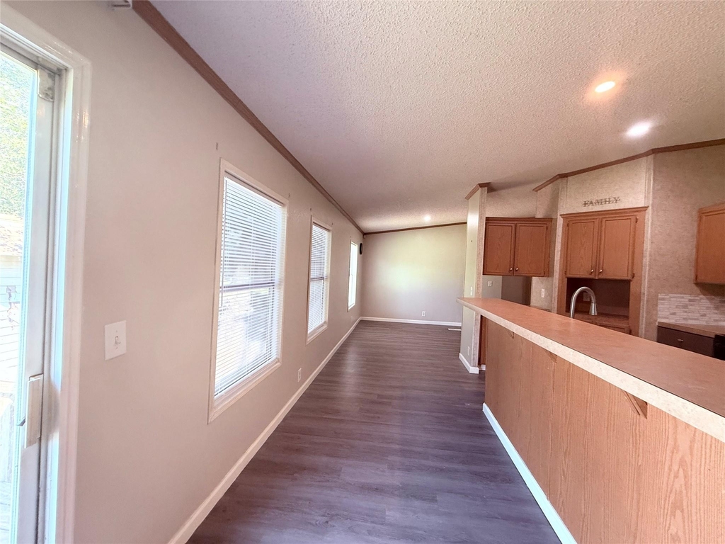 30407 Greenwood Street - Photo 9