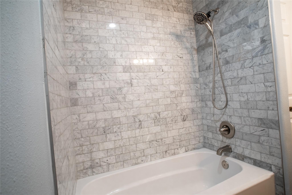 311 Forest Hills Drive - Photo 8