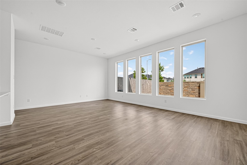 5607 Foggy Vine Court - Photo 6