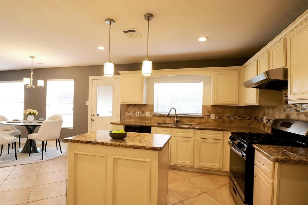 13311 Gendley Drive - Photo 10