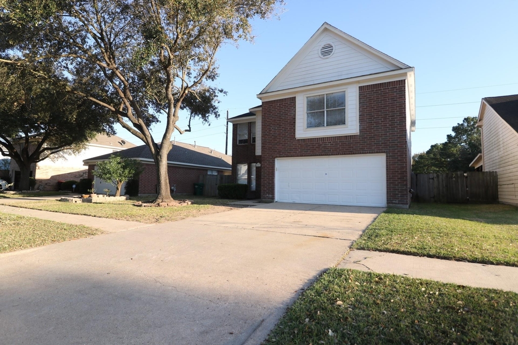 13311 Gendley Drive - Photo 2