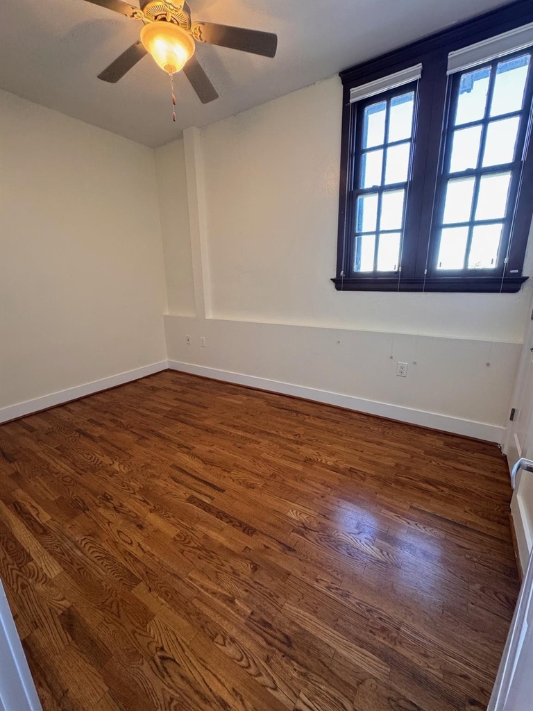 621 21st Street - Photo 15