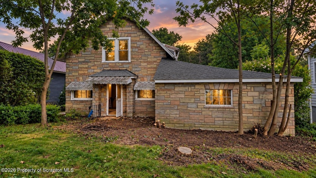 205 Electric Street - Photo 2