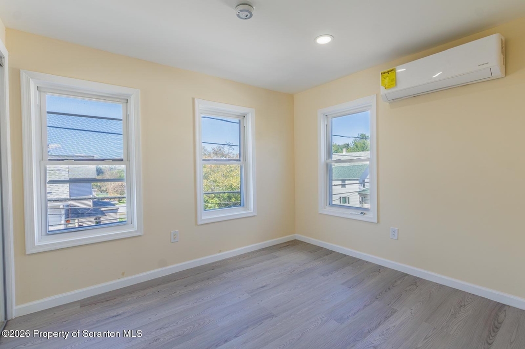 338 E Main Street - Photo 18