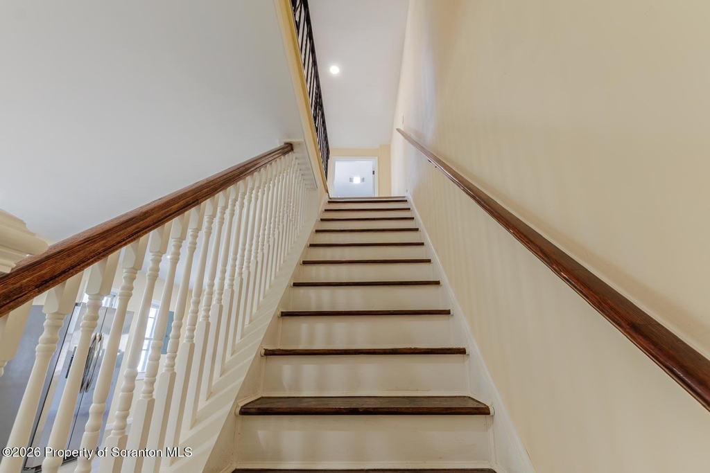 338 E Main Street - Photo 21