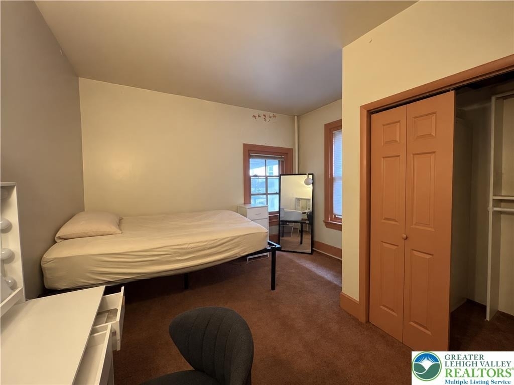 325 N 8th Street - Photo 2
