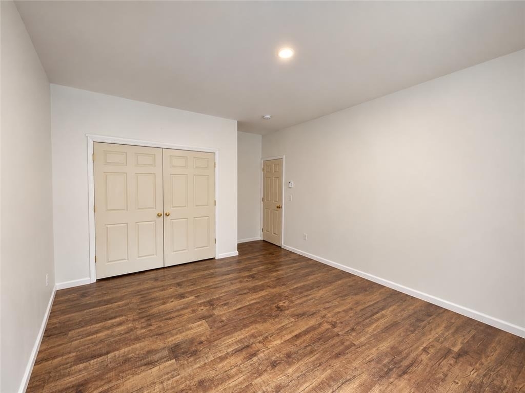 31 Broadway - Photo 11