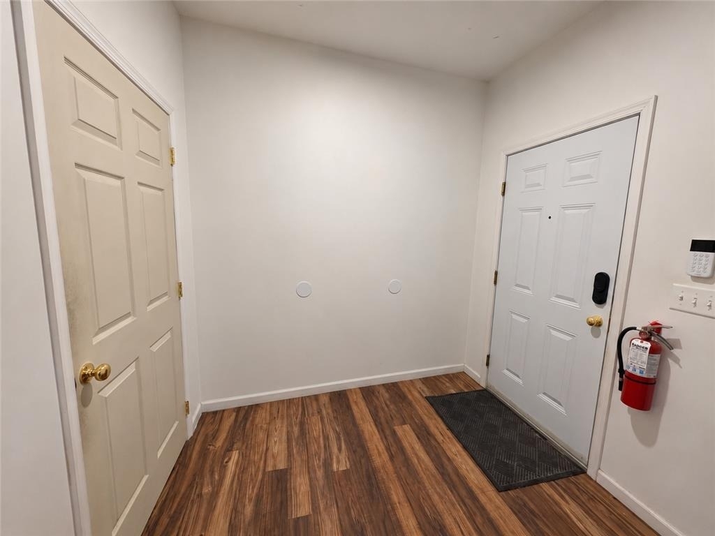 31 Broadway - Photo 16