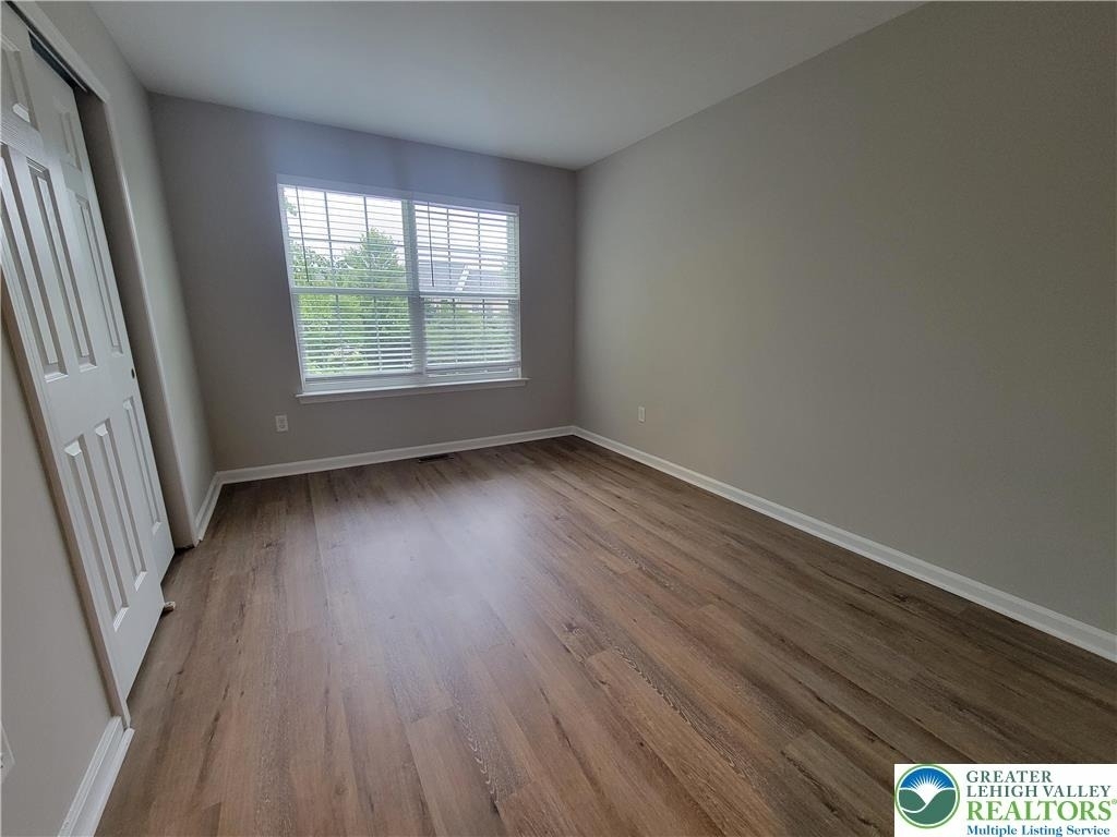 929 King Way - Photo 14