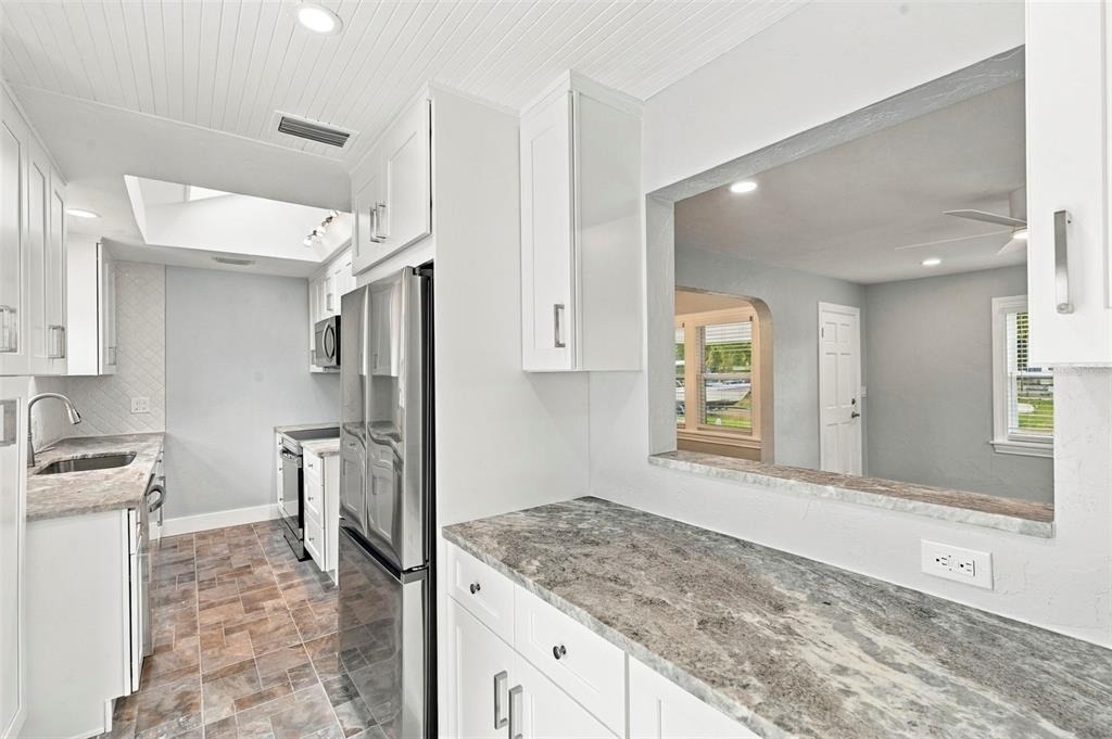 3631 N 4th Avenue N - Photo 16