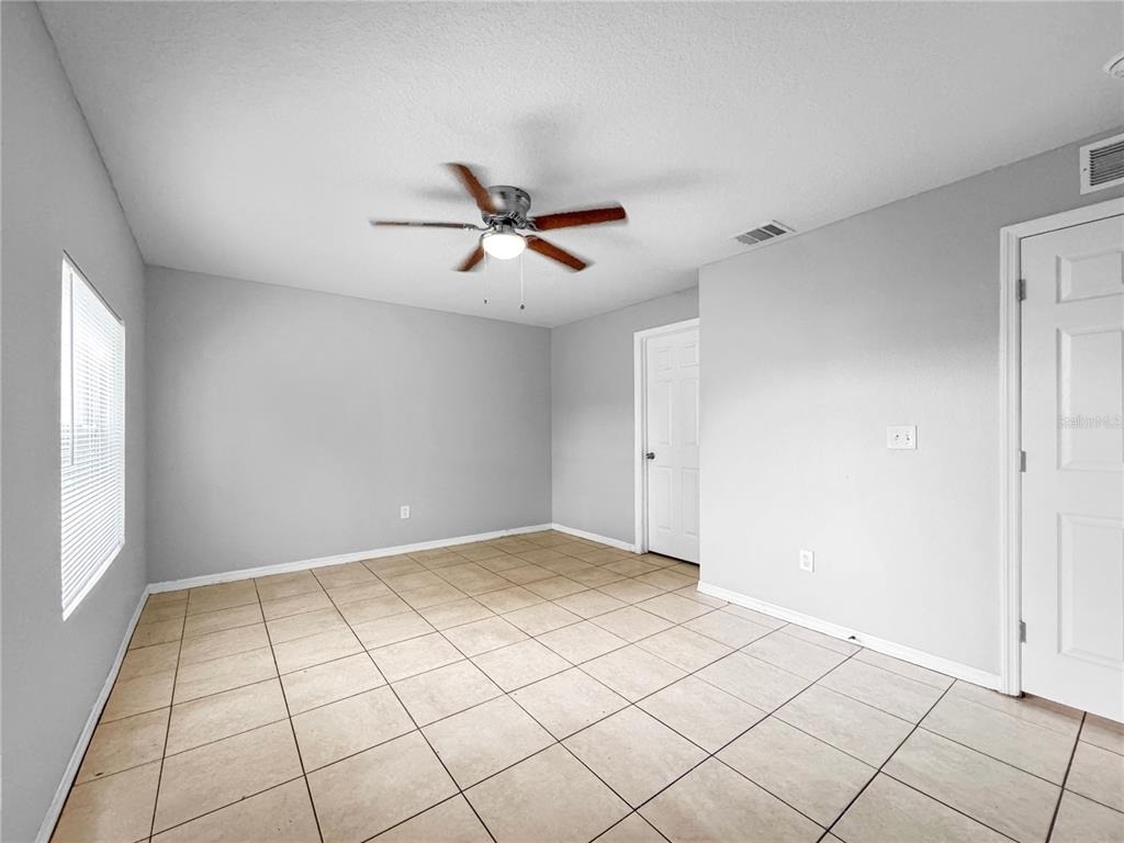 2213 E Emma Street - Photo 11