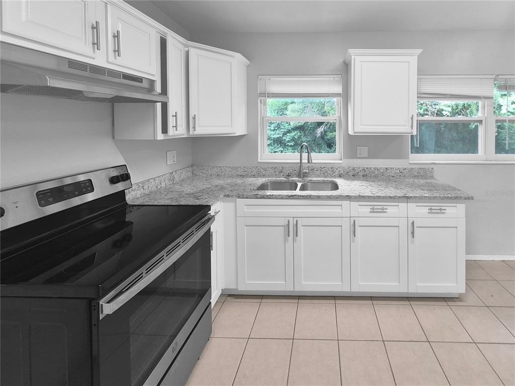 540 17th Street Ne - Photo 3