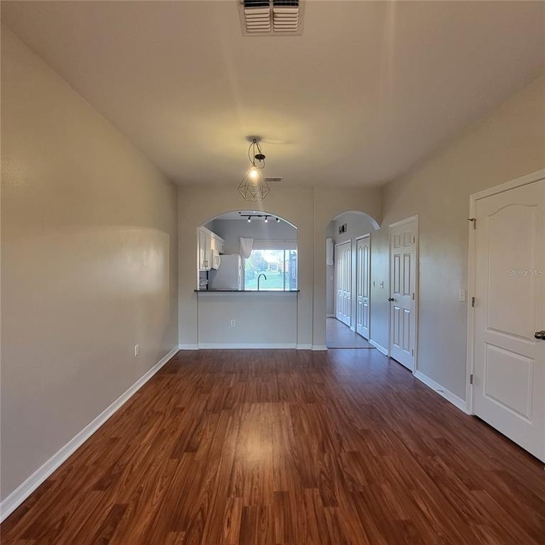 4060 Winding Vine Drive - Photo 4