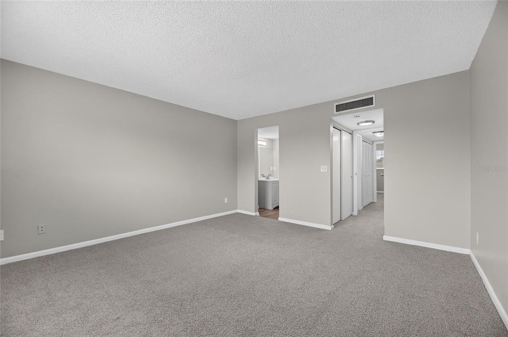 709 Russell Lane - Photo 35