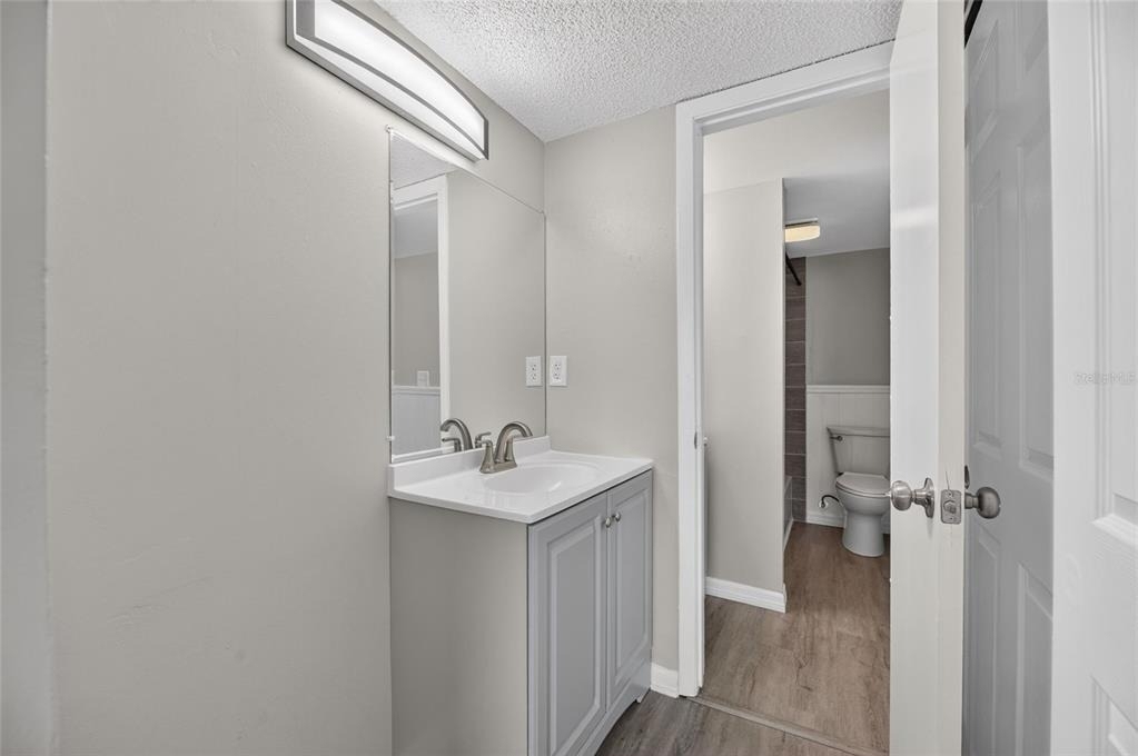709 Russell Lane - Photo 39