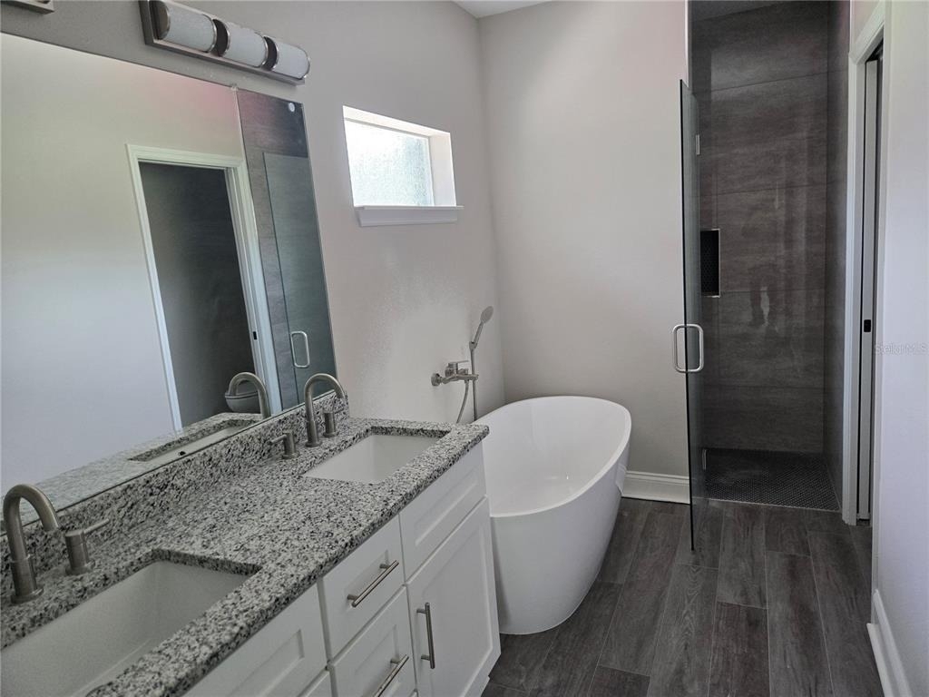 704 E Orchid Avenue - Photo 32