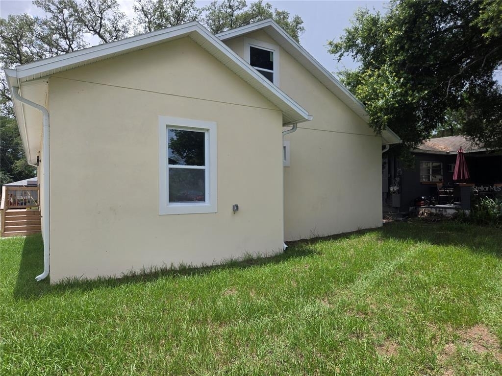 704 E Orchid Avenue - Photo 1