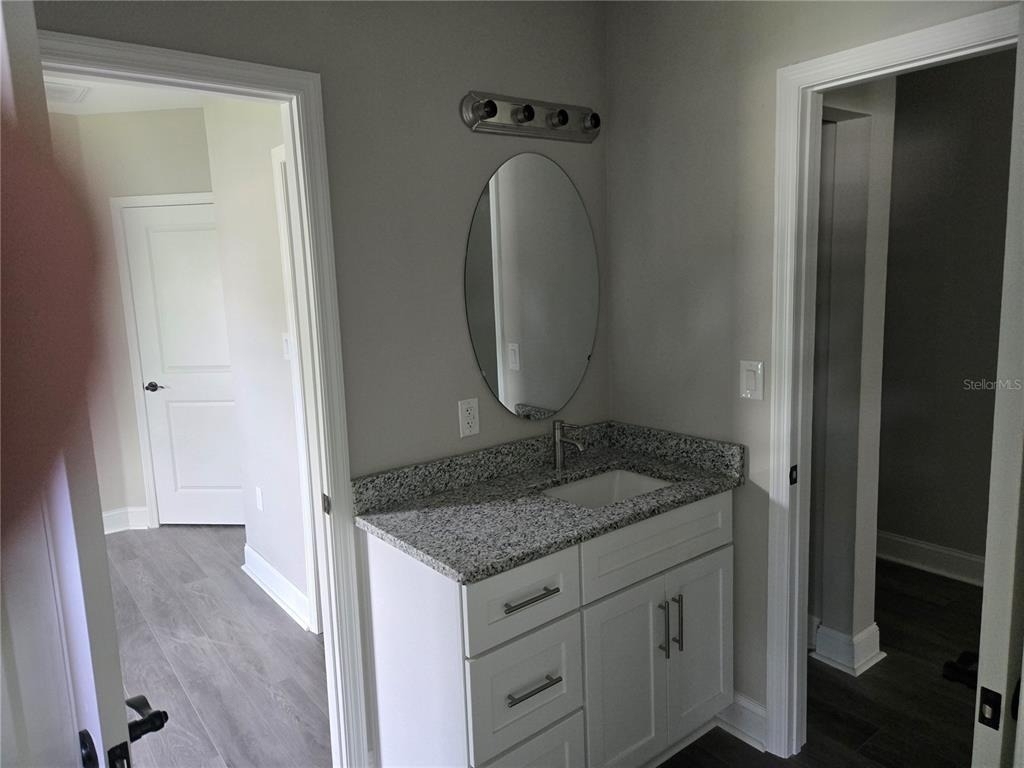704 E Orchid Avenue - Photo 41