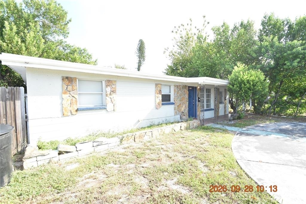 1909 13th Avenue S - Photo 2