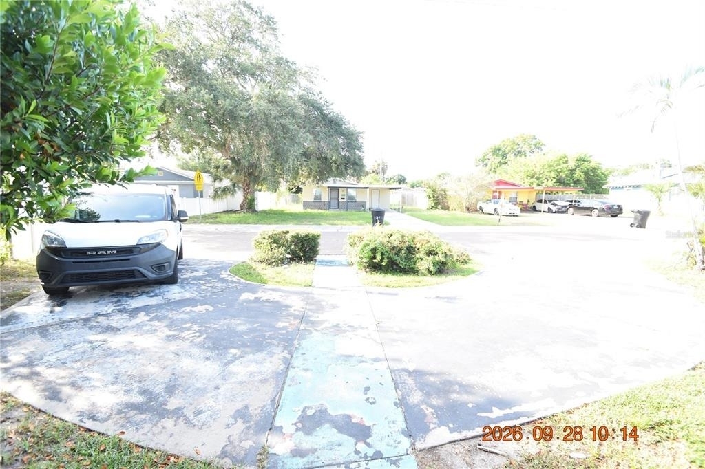 1909 13th Avenue S - Photo 5
