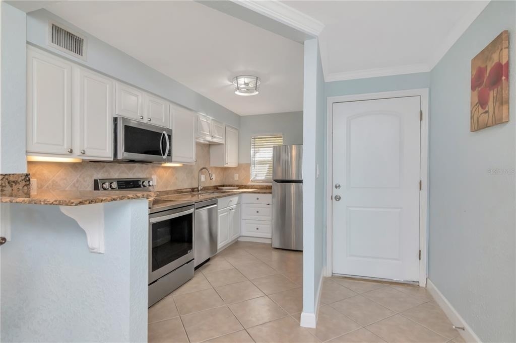 2675 St Josephs Drive E - Photo 9